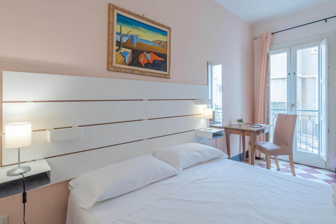 Casa De Rollo Bed & Breakfast โนโต ภายนอก รูปภาพ
